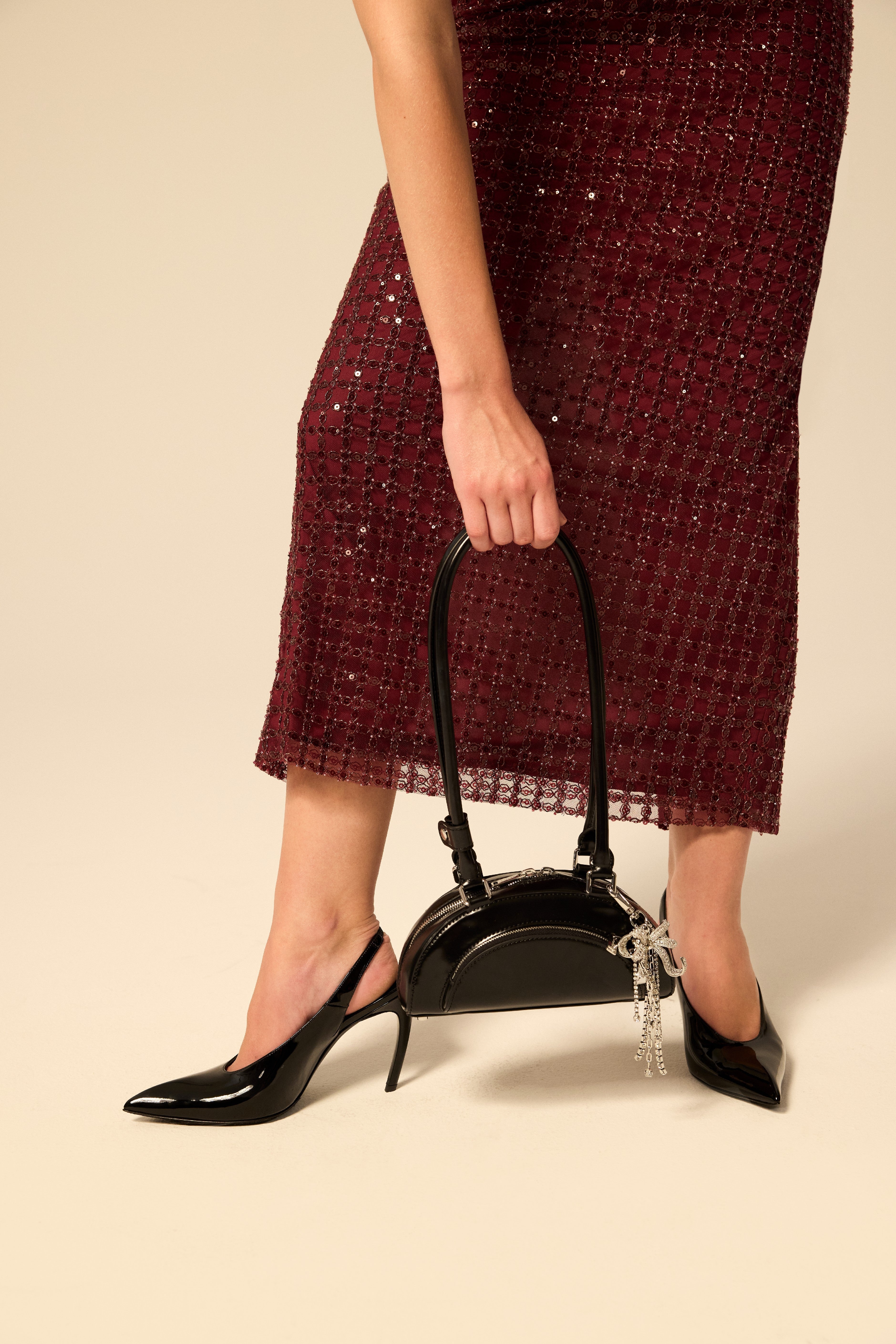 Come vestirsi a Natale e Capodanno: look perfetti per uomo e donna