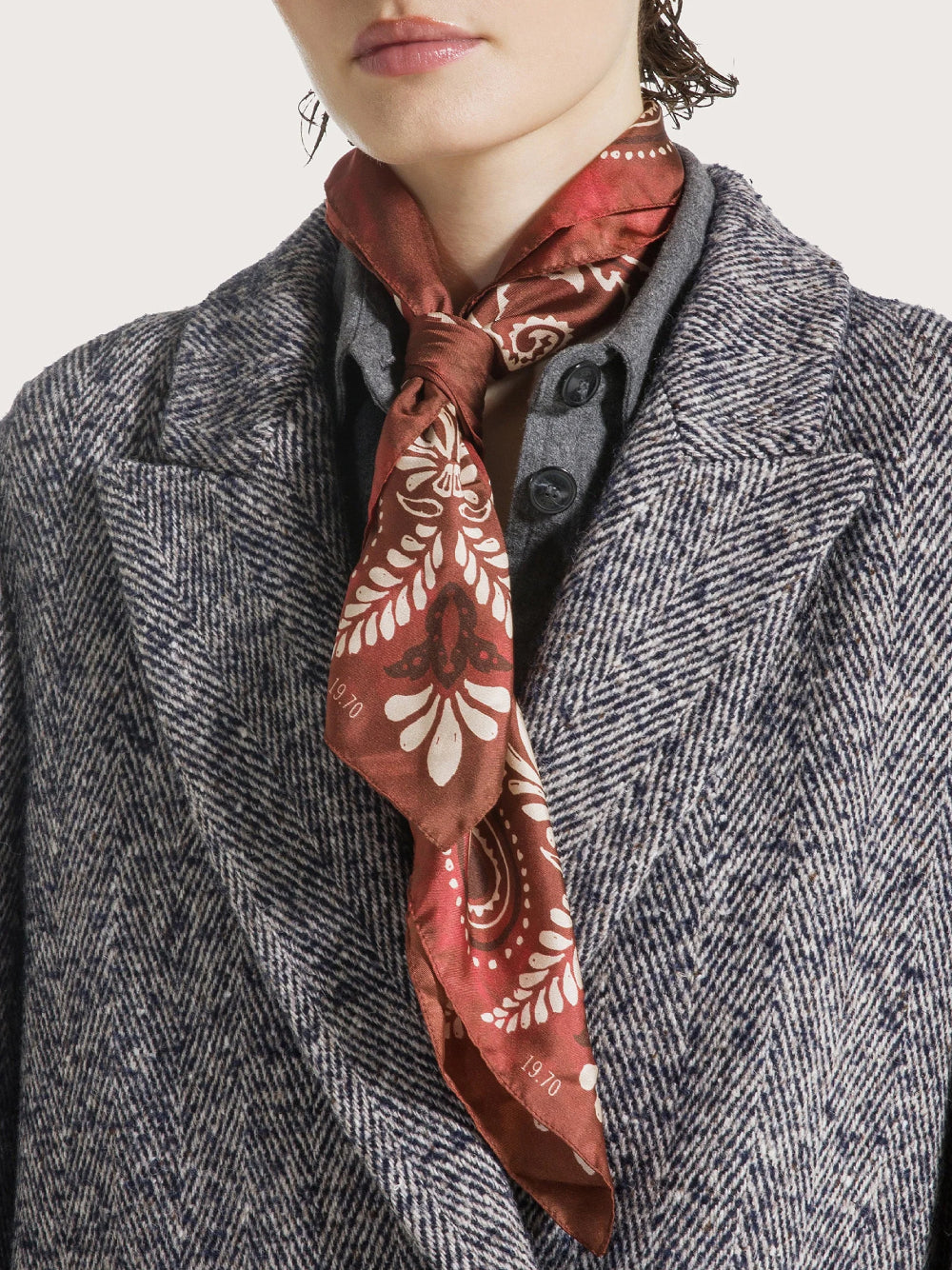 19.70 Foulard bandana in seta con stampa paisley rosso
