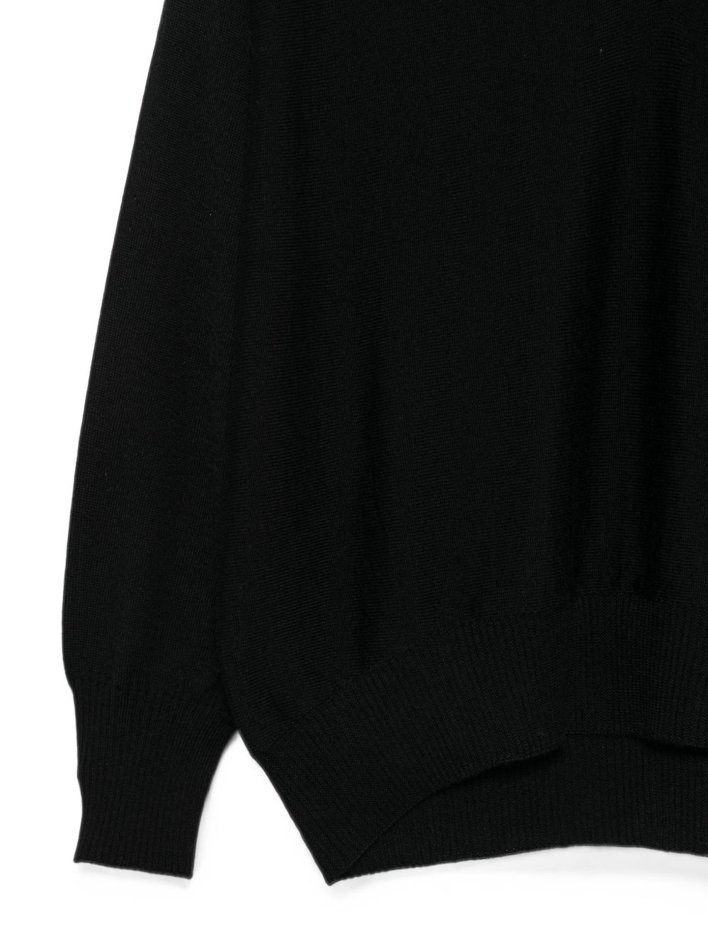 D EXTERIOR Maglia nera in lana dalla texture leggera con scollo a V