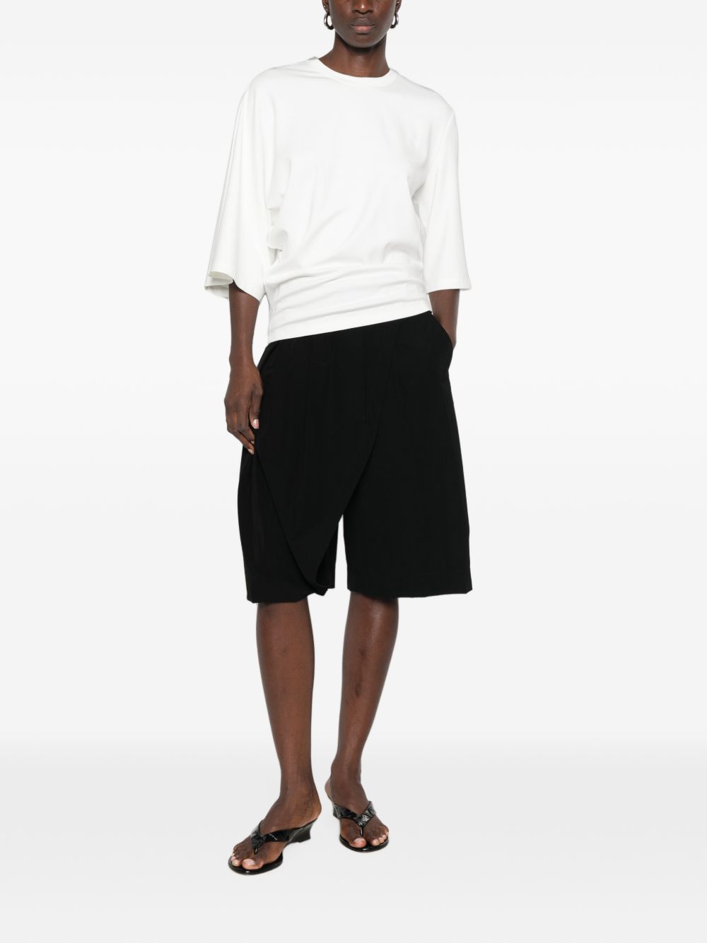 ELEH T-shirt bianca drappeggiata a maniche corte