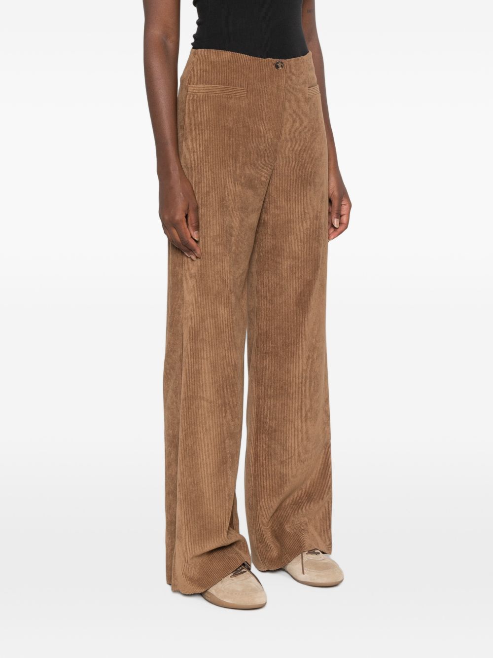 EMME Pantaloni in tessuto effetto piuma neri
