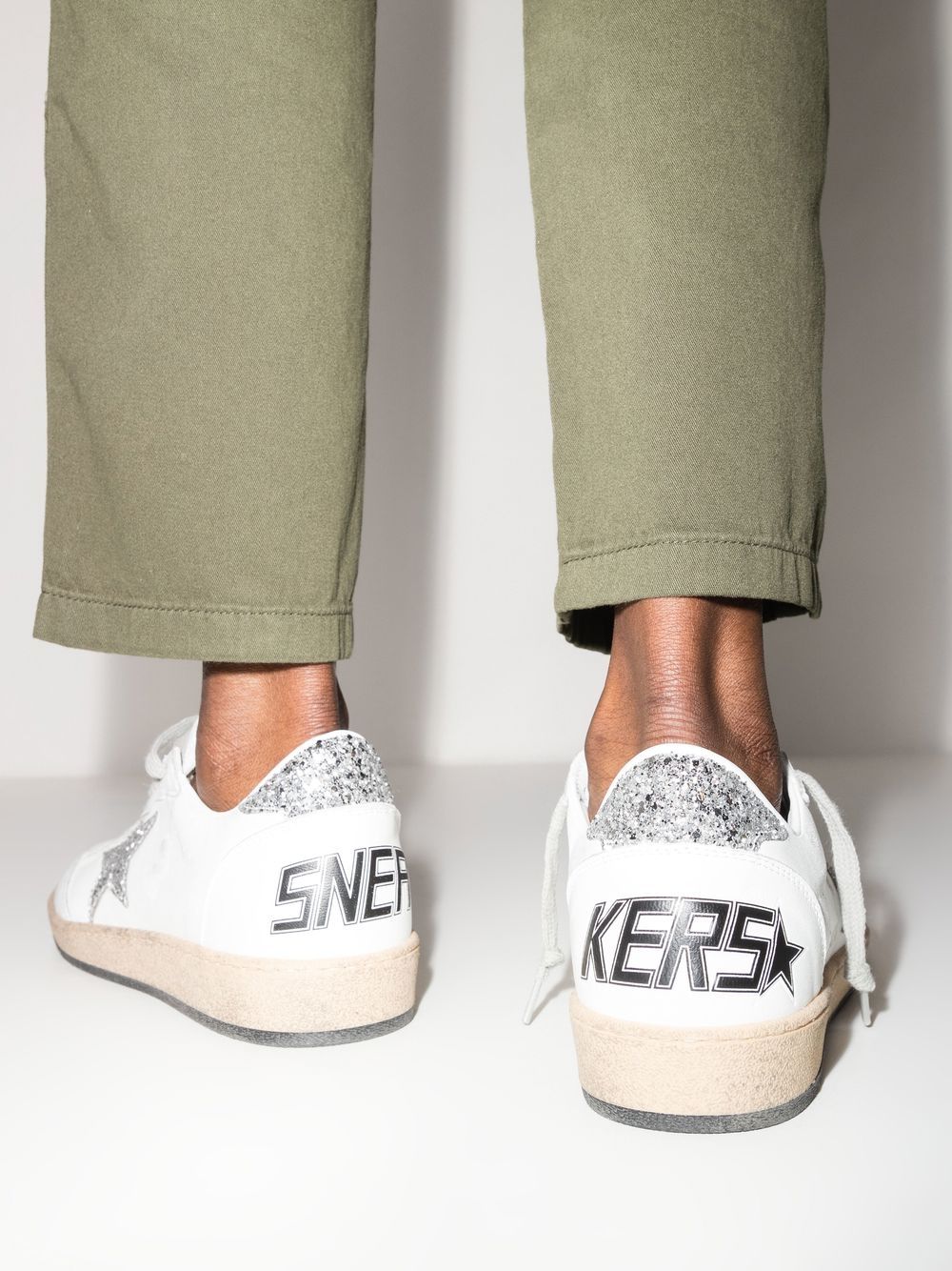 GOLDEN GOOSE Sneakers Ball Star in pelle bianca con dettagli glitter argento