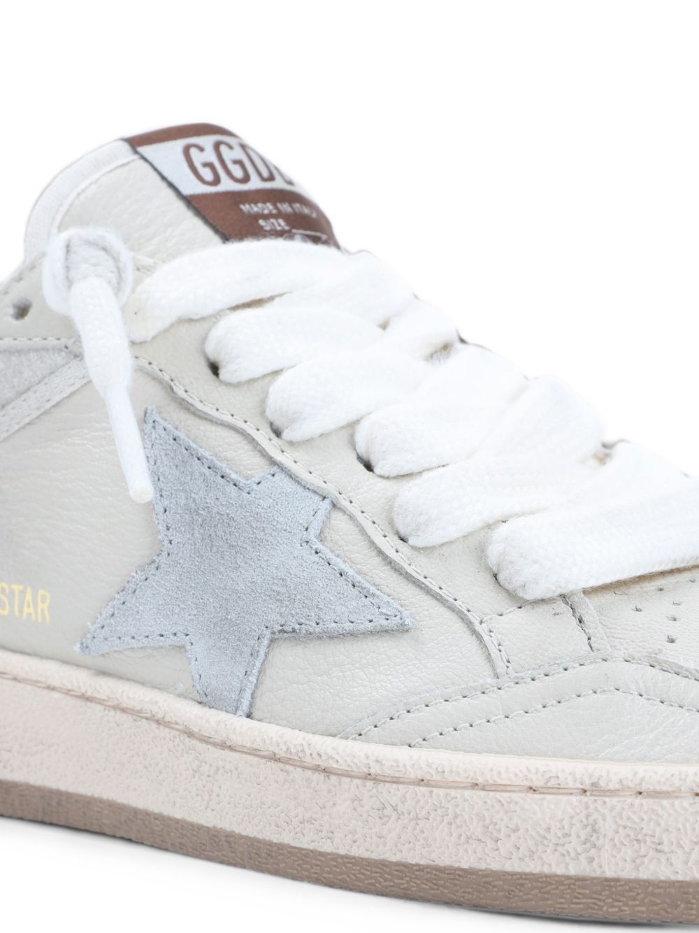 GOLDEN GOOSE Sneakers grigio cielo in suede con stella celeste
