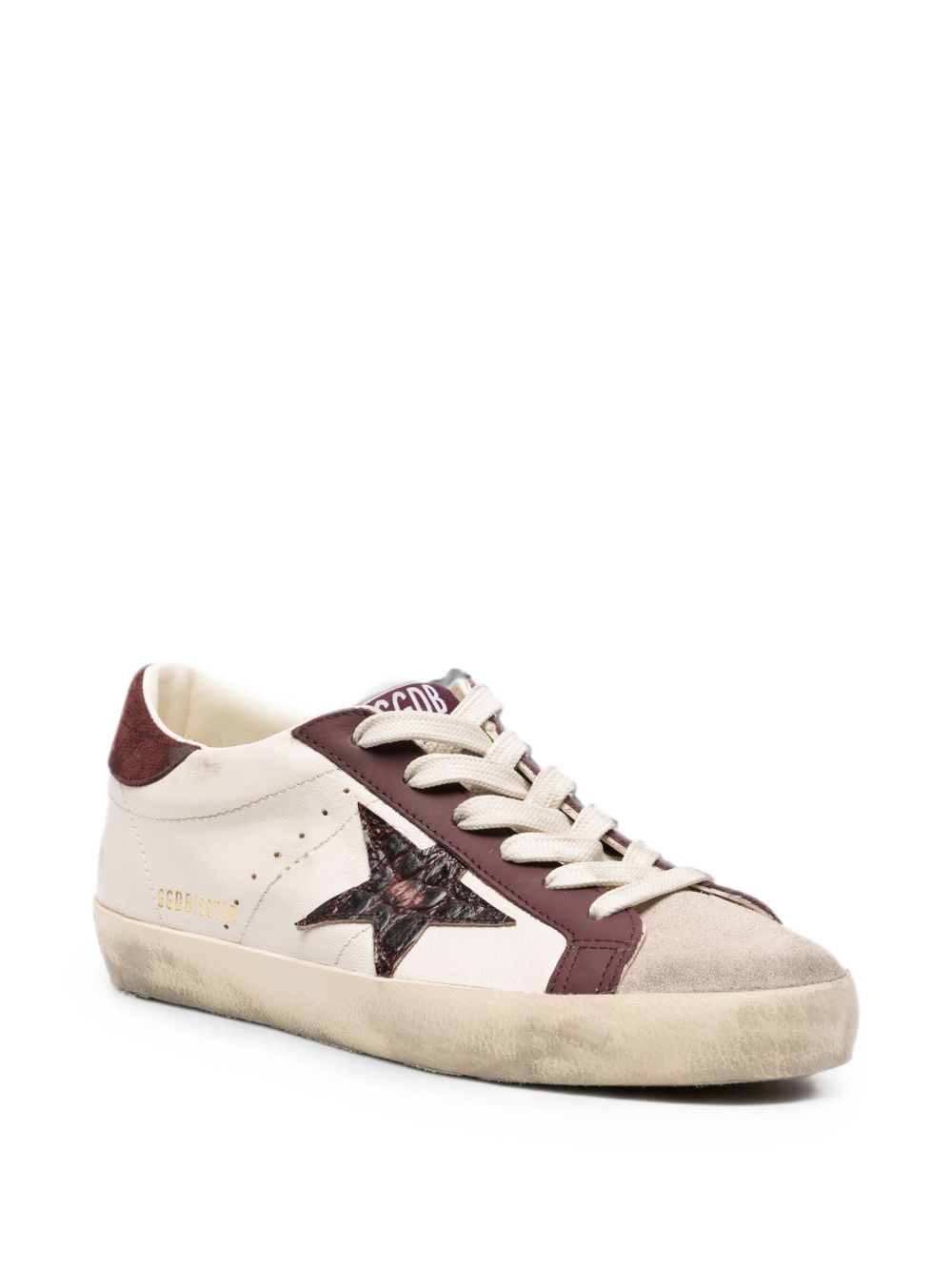 GOLDEN GOOSE Sneakers bianche con dettagli bordeaux firmate