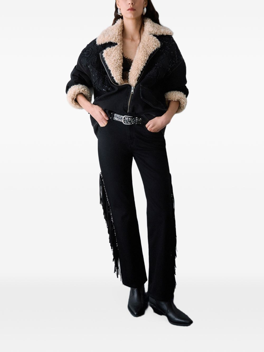 LIUJO Giubbotto nero con colletto in fur e ricami floreali con strass