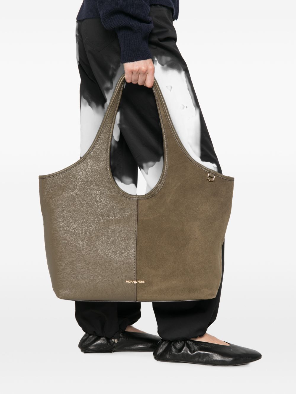 MICHAEL KORS Borsa shopping verde oliva con doppia texture pelle liscia e suede