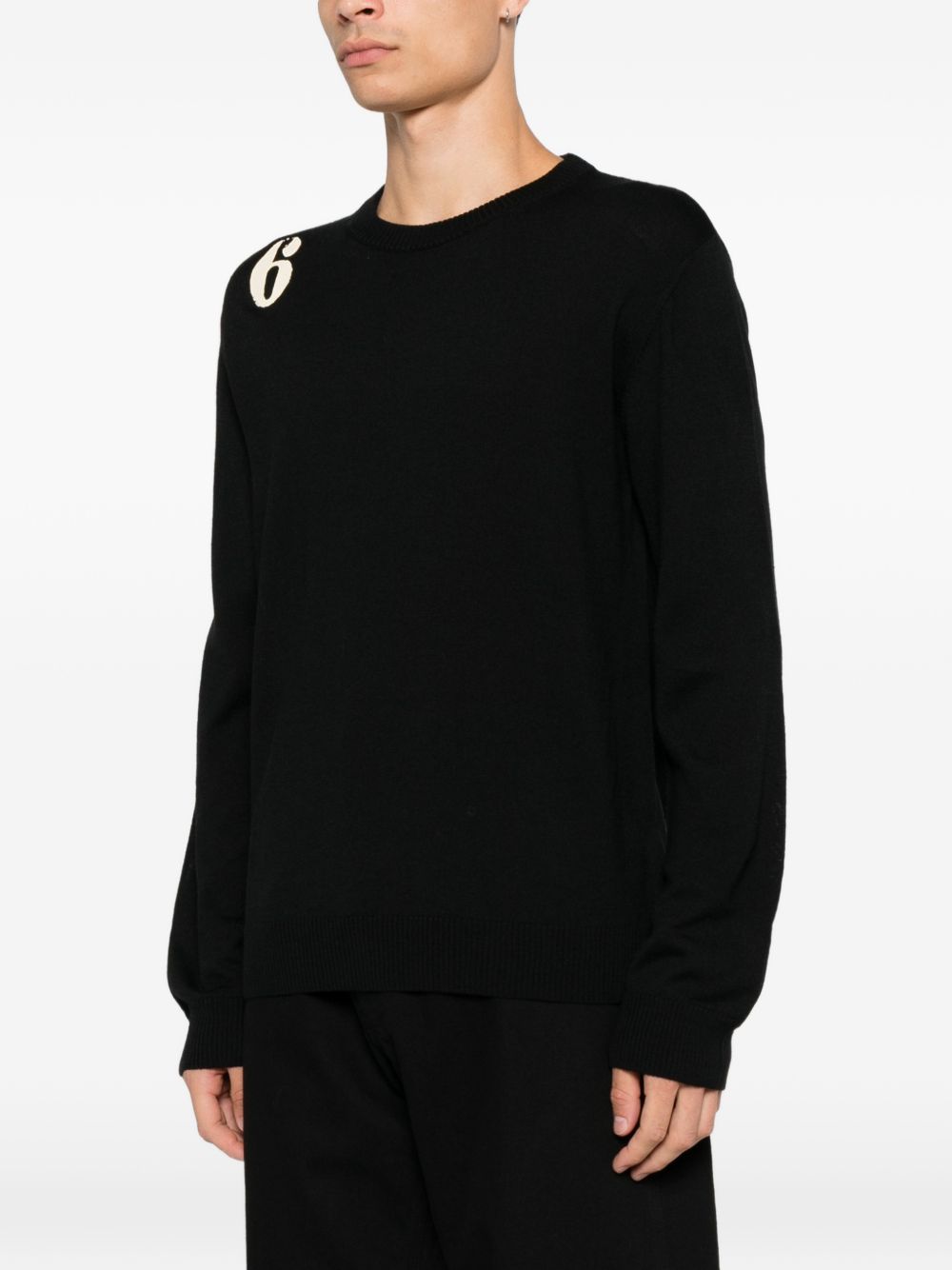 MM6 MAISON MARGIELA Maglia girocollo nera in lana leggera con numero 6 stampato