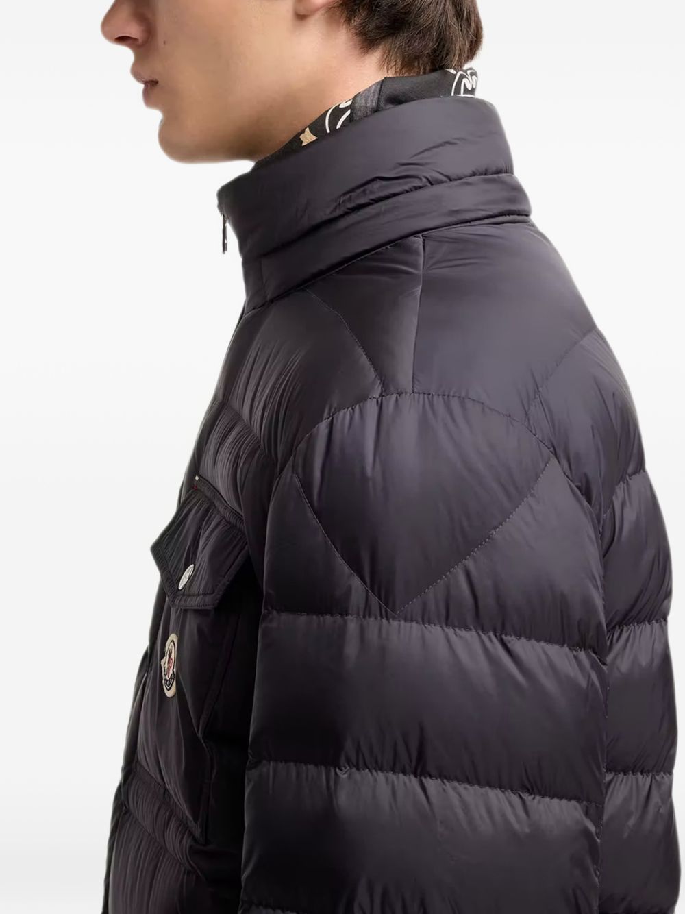 MONCLER Piumino blu Verith con cappuccio e tasche multifunzione