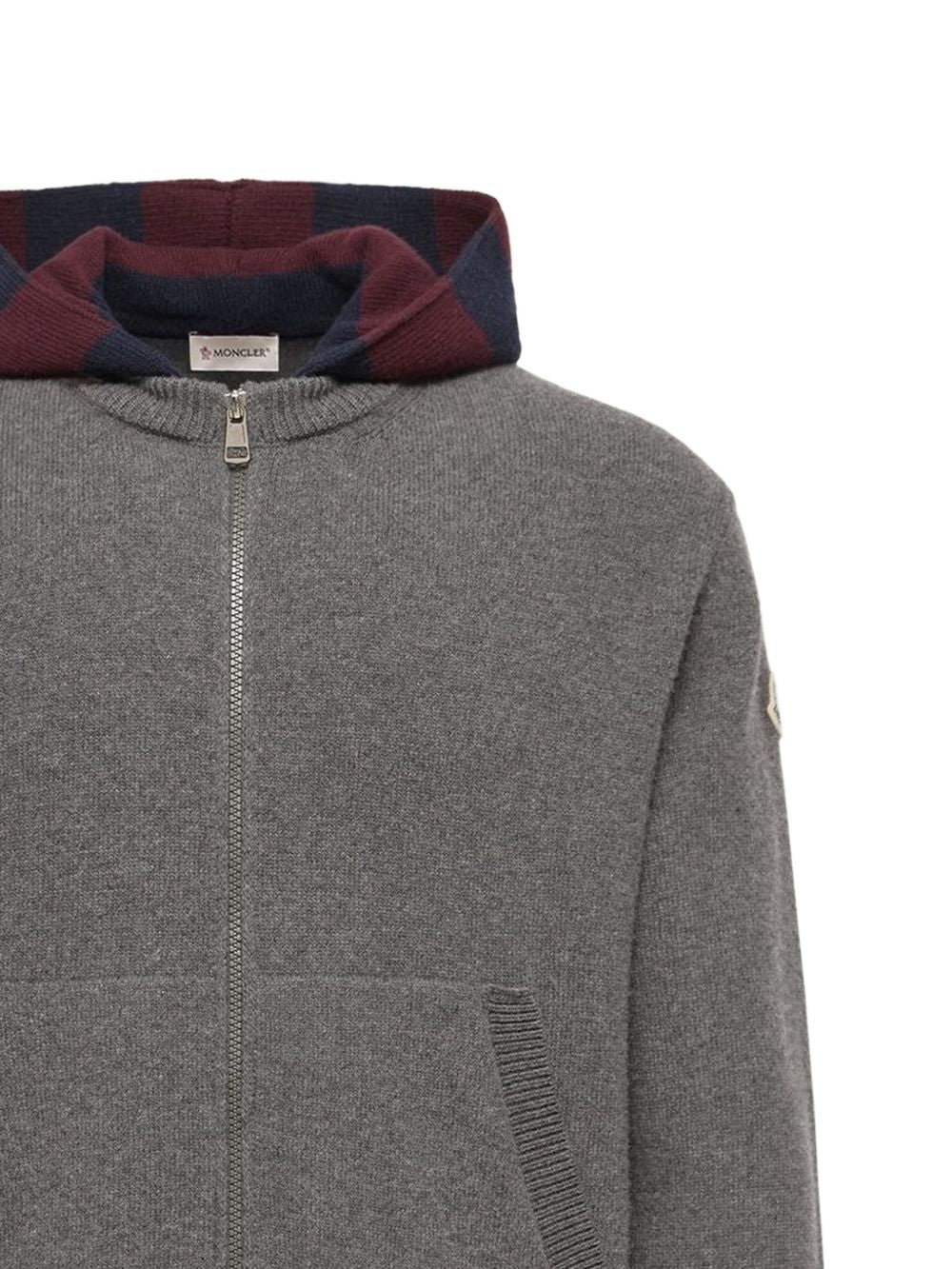 MONCLER Felpa in lana con cappuccio, zip e tasche frontali
