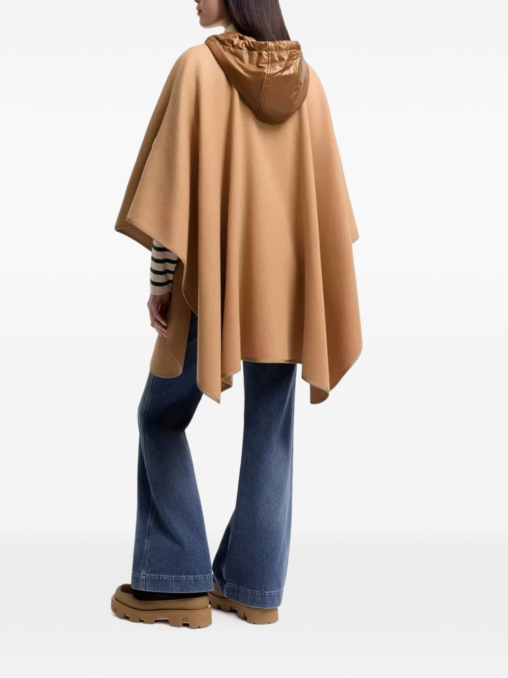 MONCLER Cappa mantella cammello con cintura in vita e cappuccio imbottito