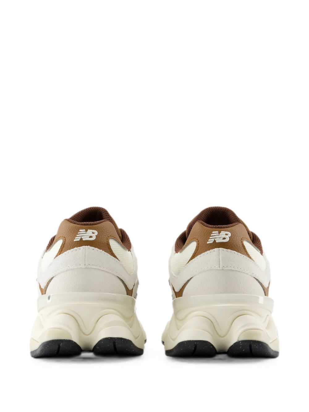 NEW BALANCE Sneakers 9060 dal Design Futuristico con Ammortizzazione ABZORB e SBS