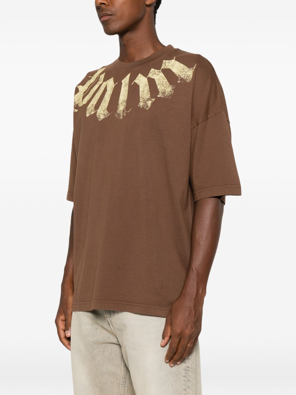 PALM ANGELS T-shirt marrone a maniche over 3/4 con stampa tipografica bianca