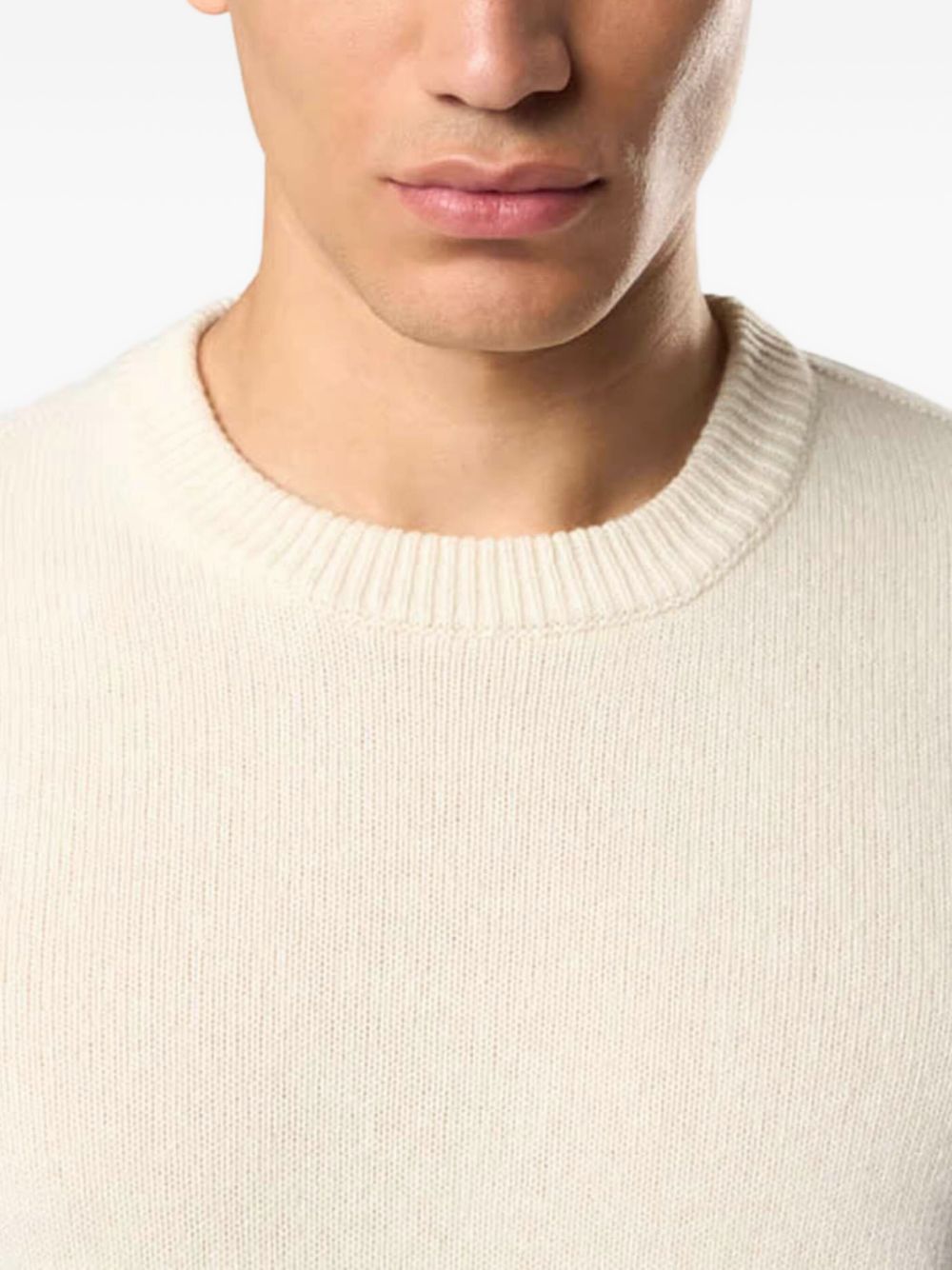 STONE ISLAND Maglia avorio in lana con patch logo sul braccio