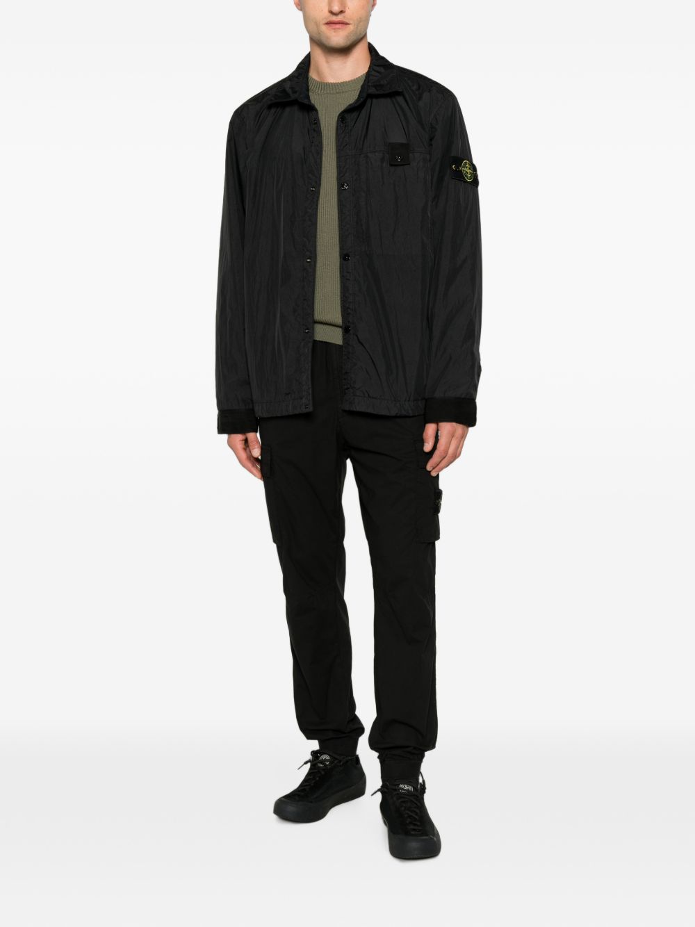 STONE ISLAND Giacca a vento nera con patch logo