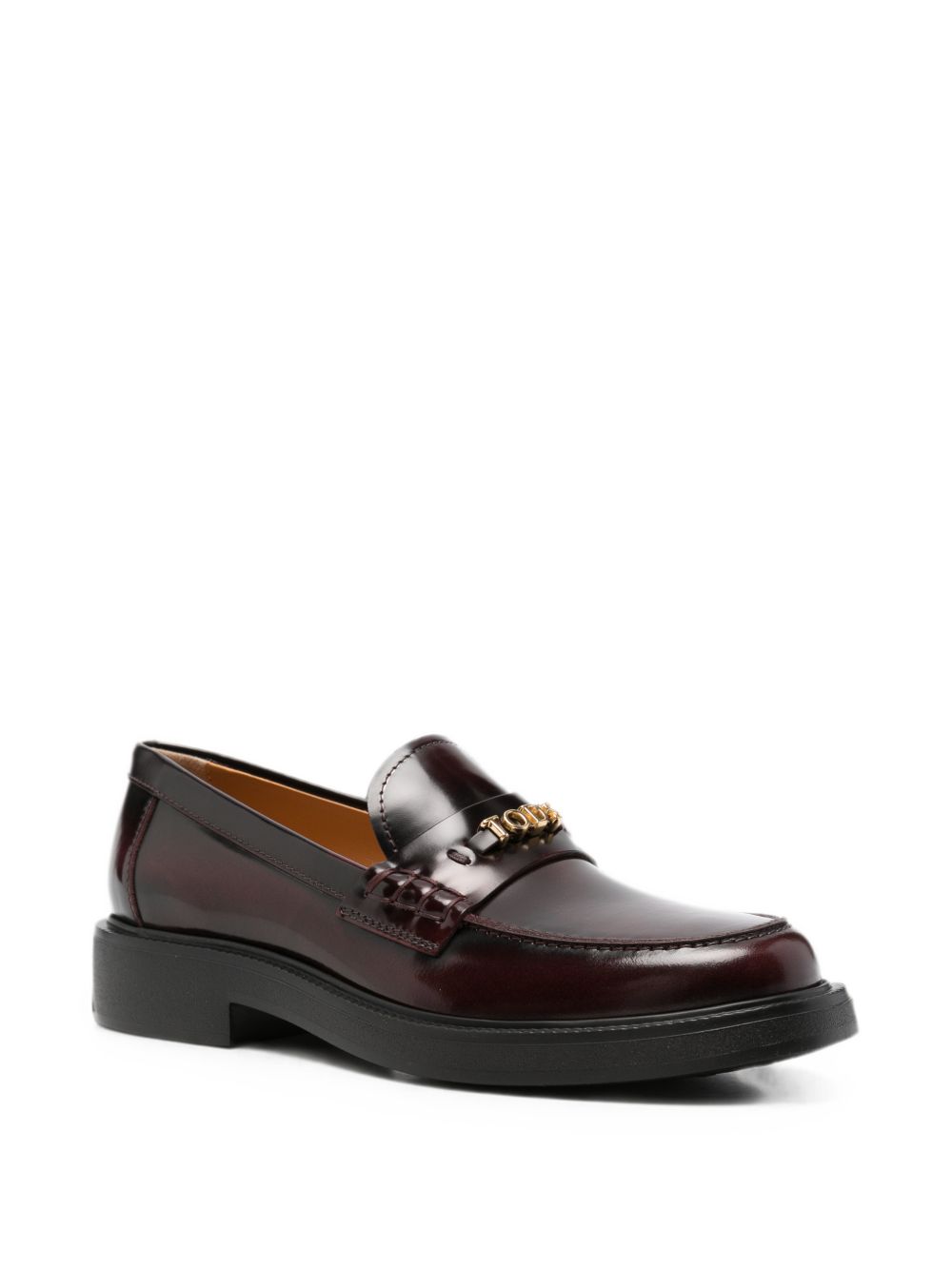 TODS Mocassini in pelle lucida bordeaux con placca logo dorata