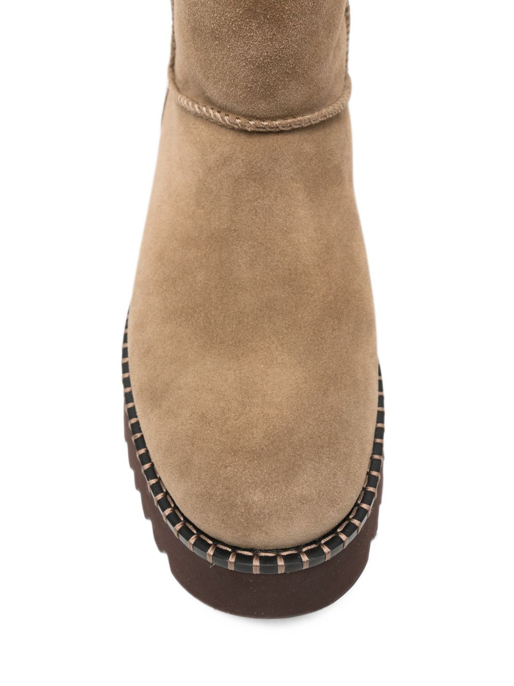 UGG Stivali alti in pelle scamosciata