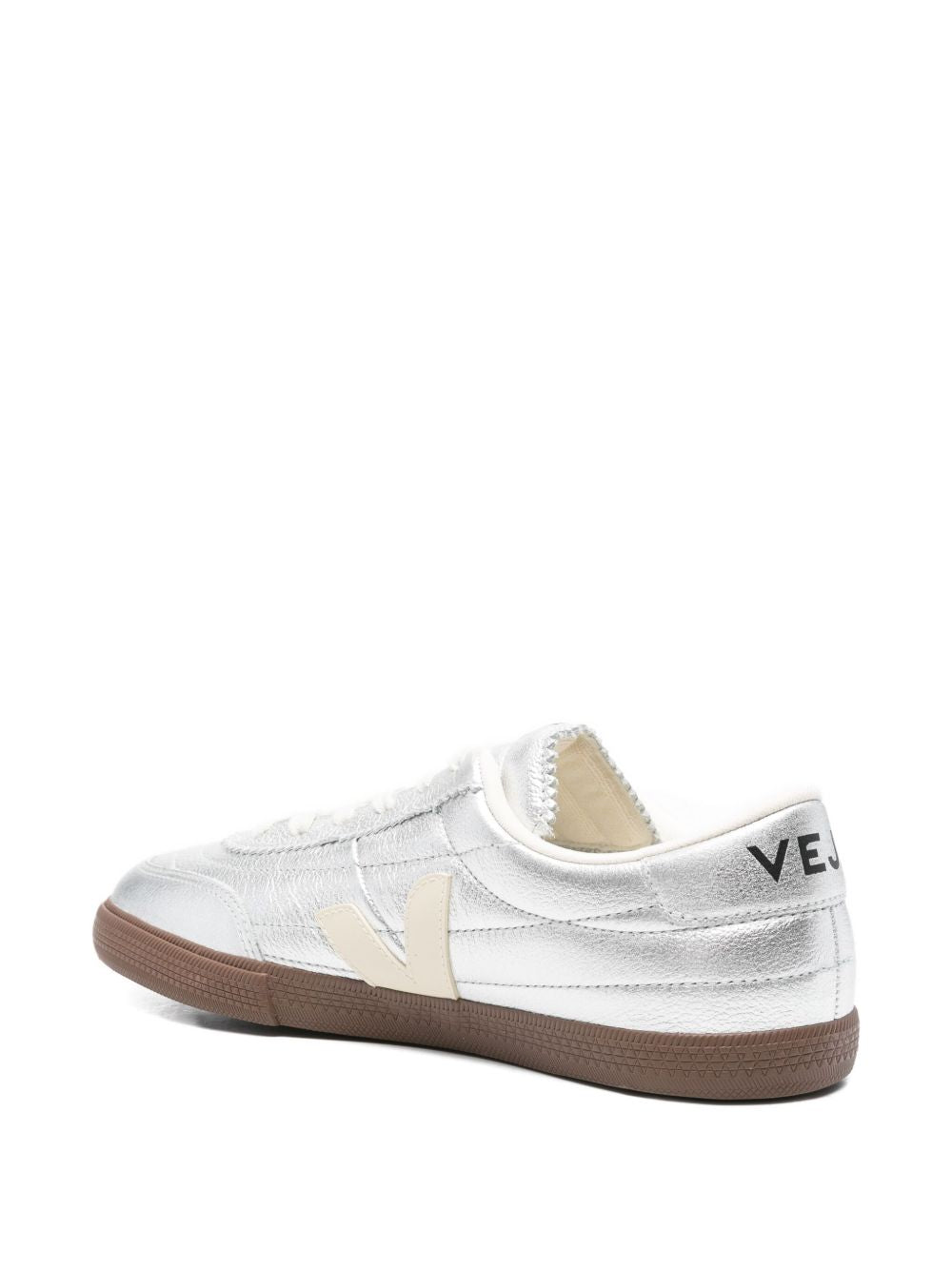 VEJA Panenka Sneakers dal Design Calcistico e Urbano