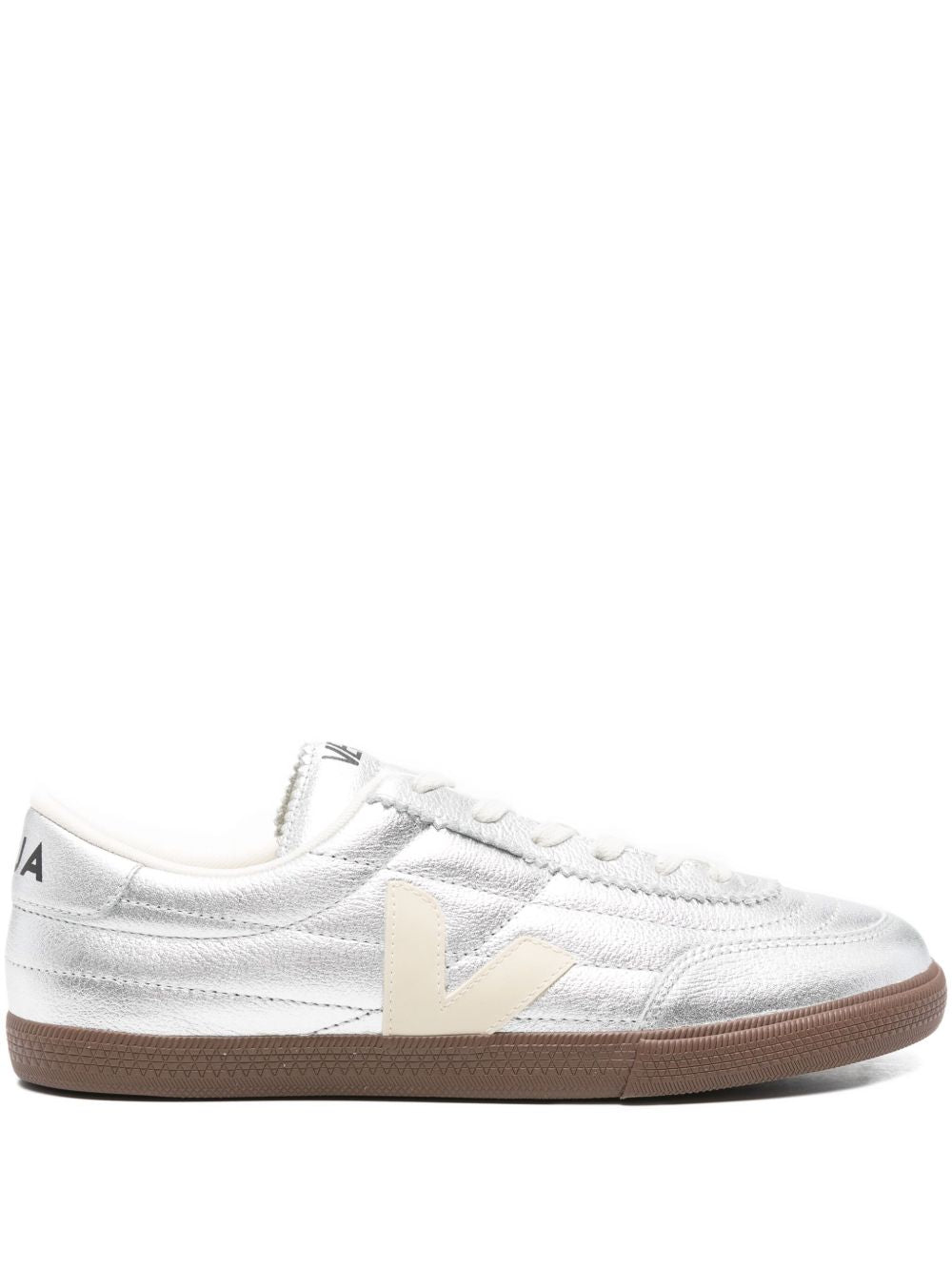 VEJA Panenka Sneakers dal Design Calcistico e Urbano