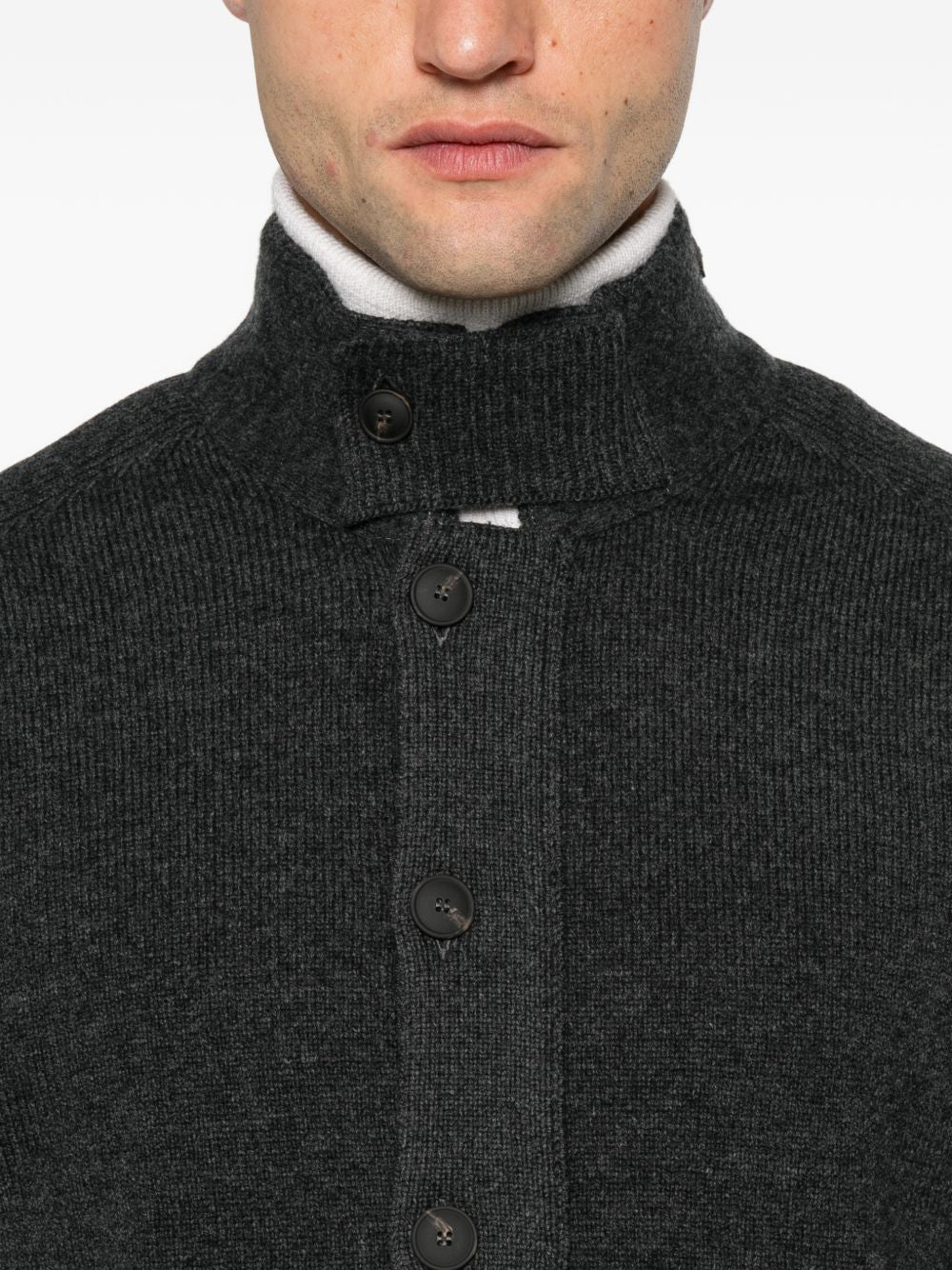 VENGERA Cardigan a collo alto con bottoni in lana antracite