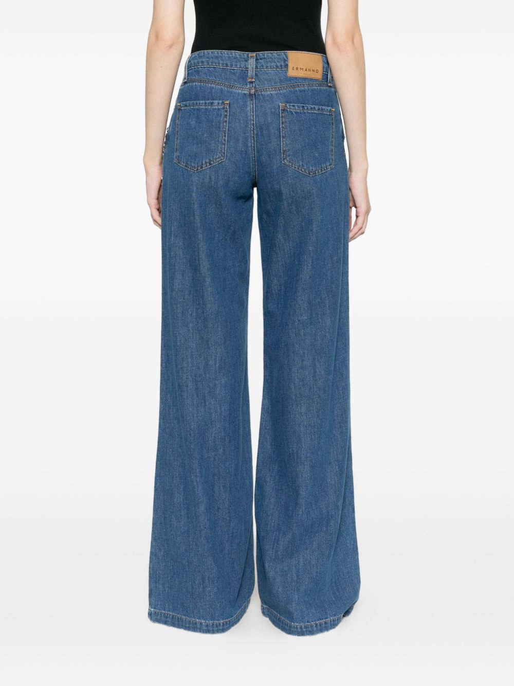 ERMANNO FIRENZE Jeans ampi con ricamo florale e strass