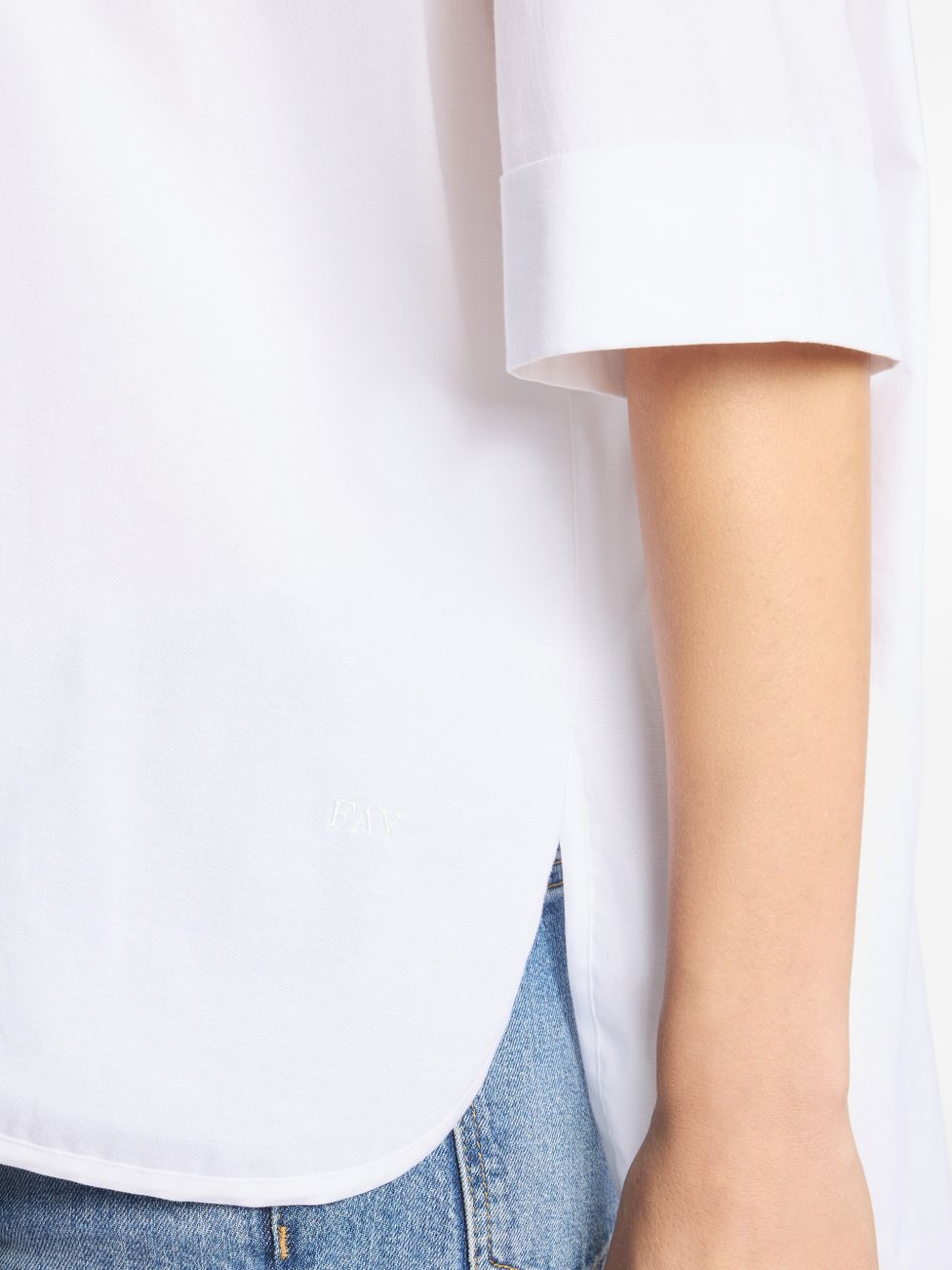FAY Camicia in cotone bianco a maniche corte con orlo dritto