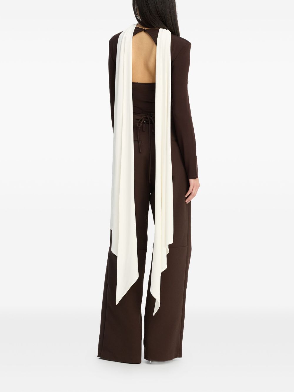 ROTATE Top marrone con scialle bianco