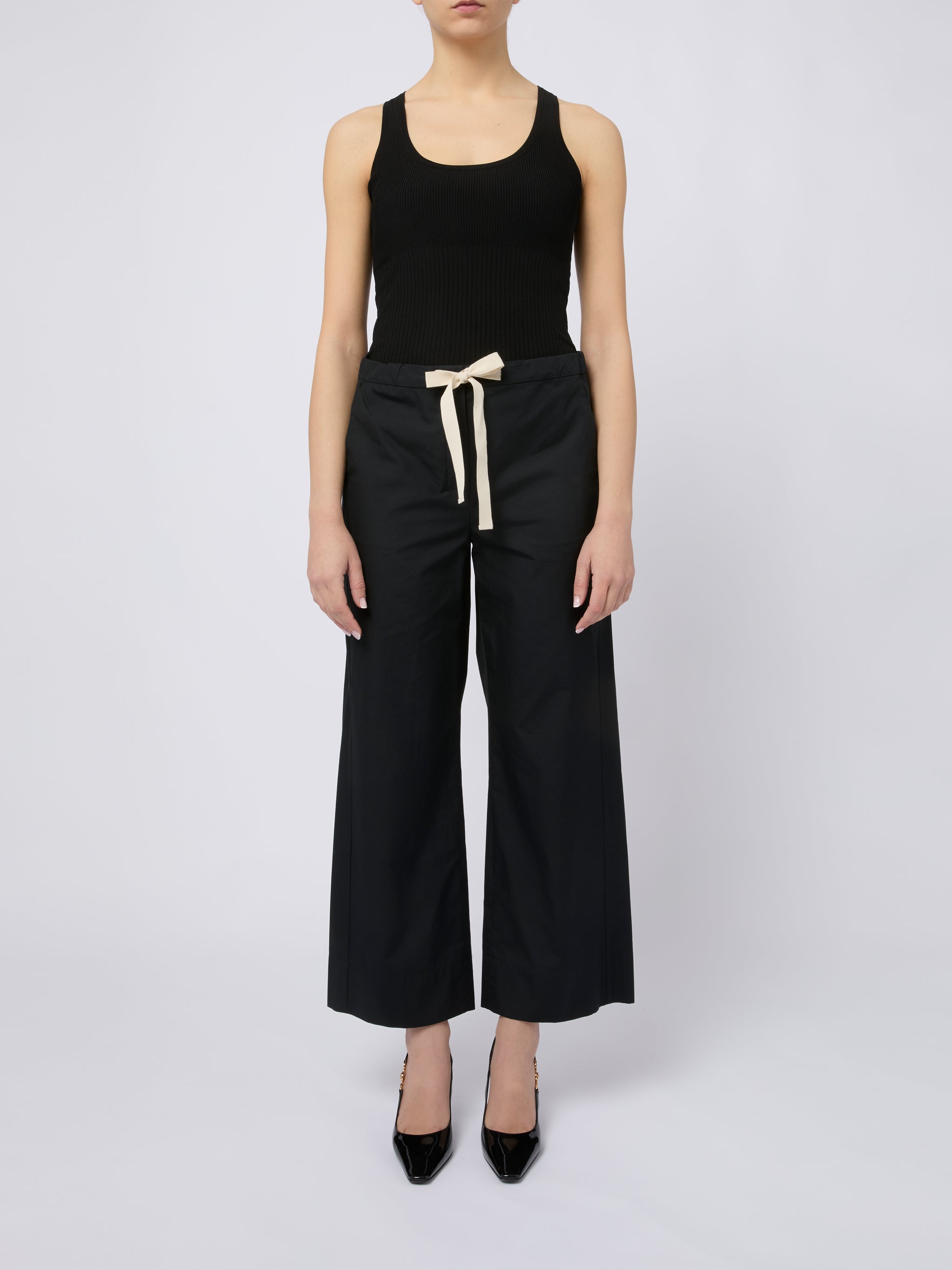 S MAX MARA Pantaloni Argento casual con fiocco bianco neri