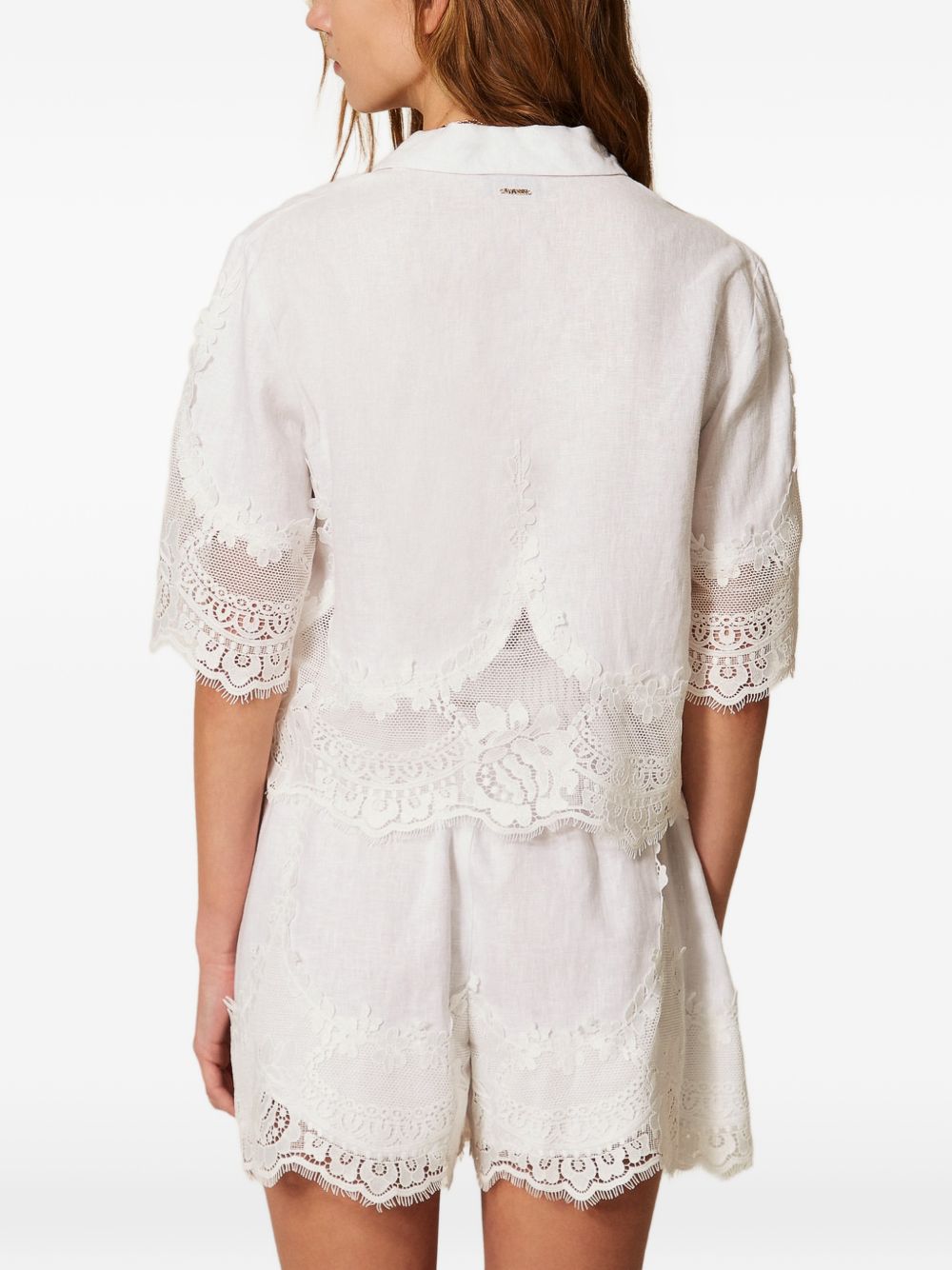 TWINSET Camicia crop in lino bianco con dettagli in pizzo