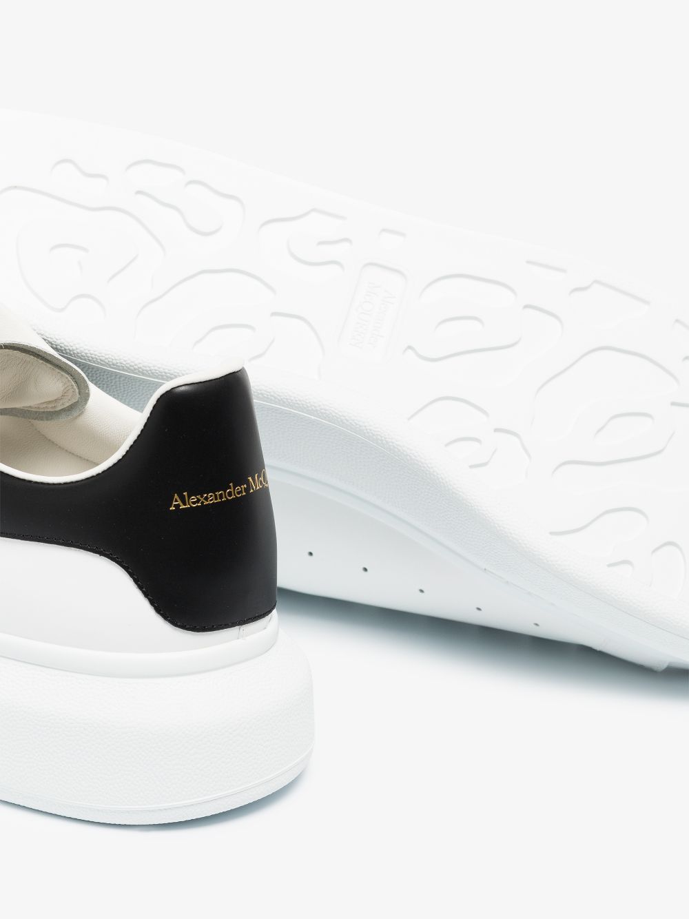 ALEXANDER McQUEEN Sneakers 'Oversize' in pelle bianca