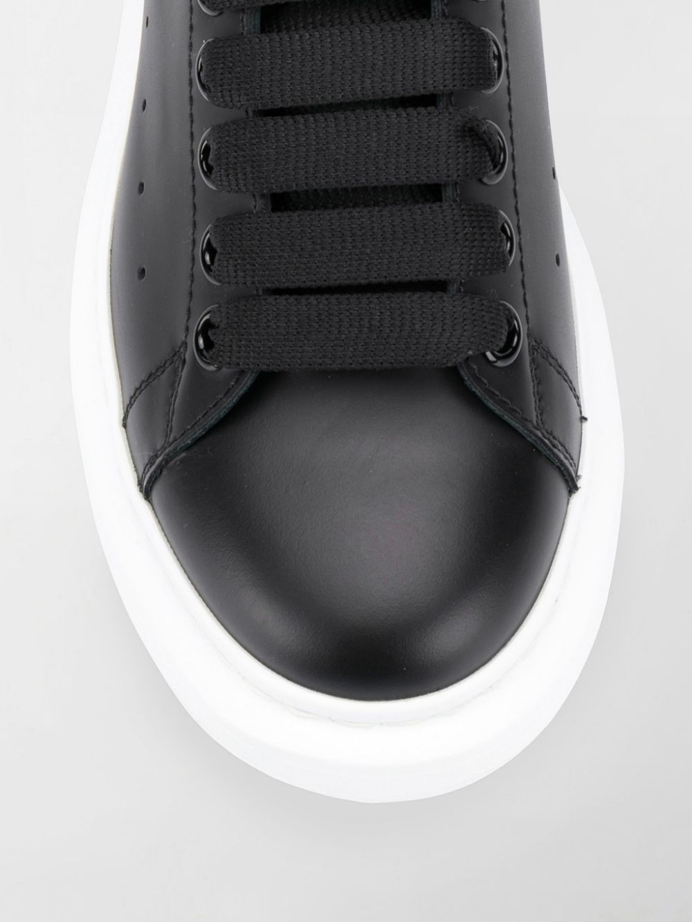 ALEXANDER McQUEEN Sneakers 'Oversize' in pelle nero e bianco