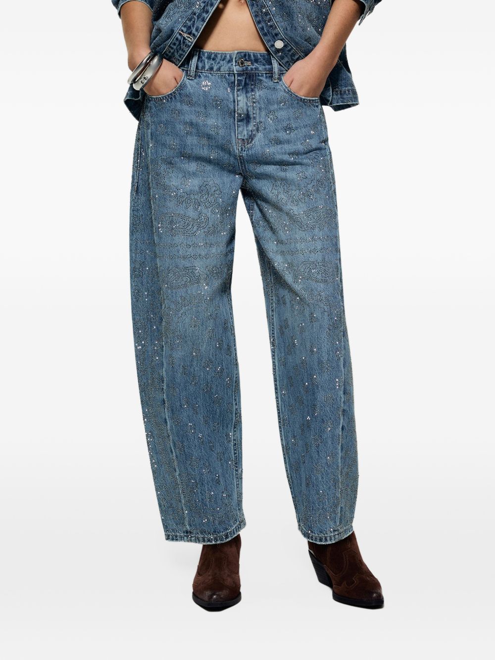 LIUJO Capsule Gigi Hadid Jeans Balloon in Denim Stonewash con Micro Strass