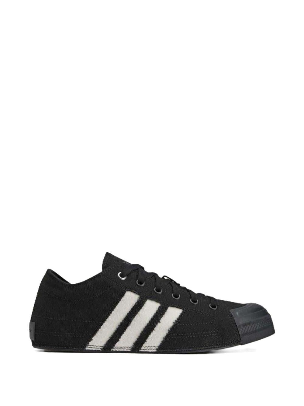 Y3 Sneakers Nissa Lo nere con dettagli a righe