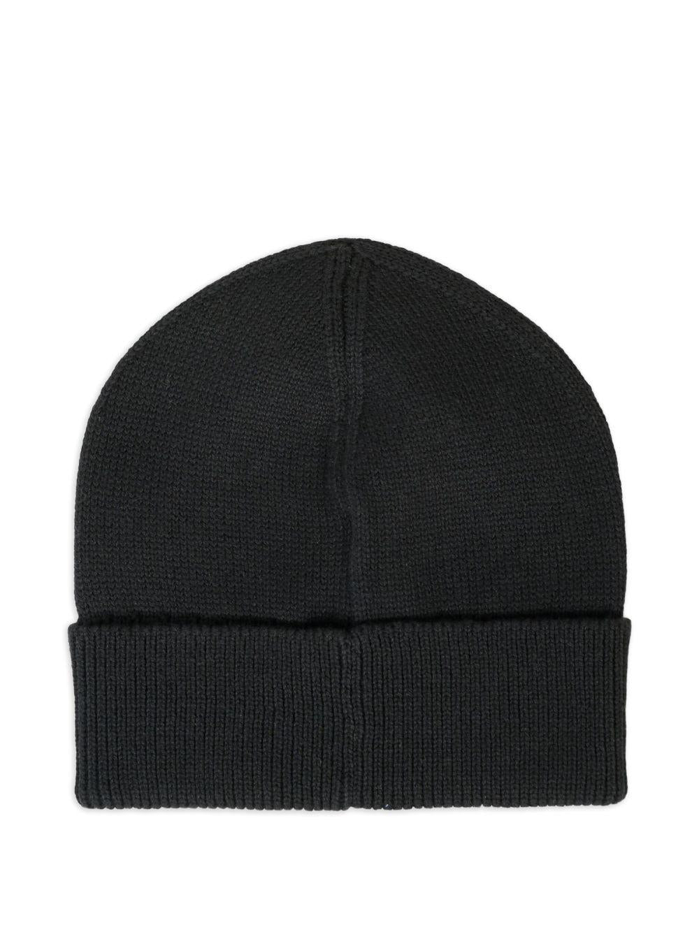 MOSCHINO Berretto nero con logo