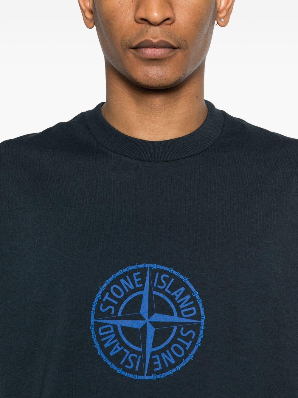 STONE ISLAND T-shirt in cotone blu con bussola celeste