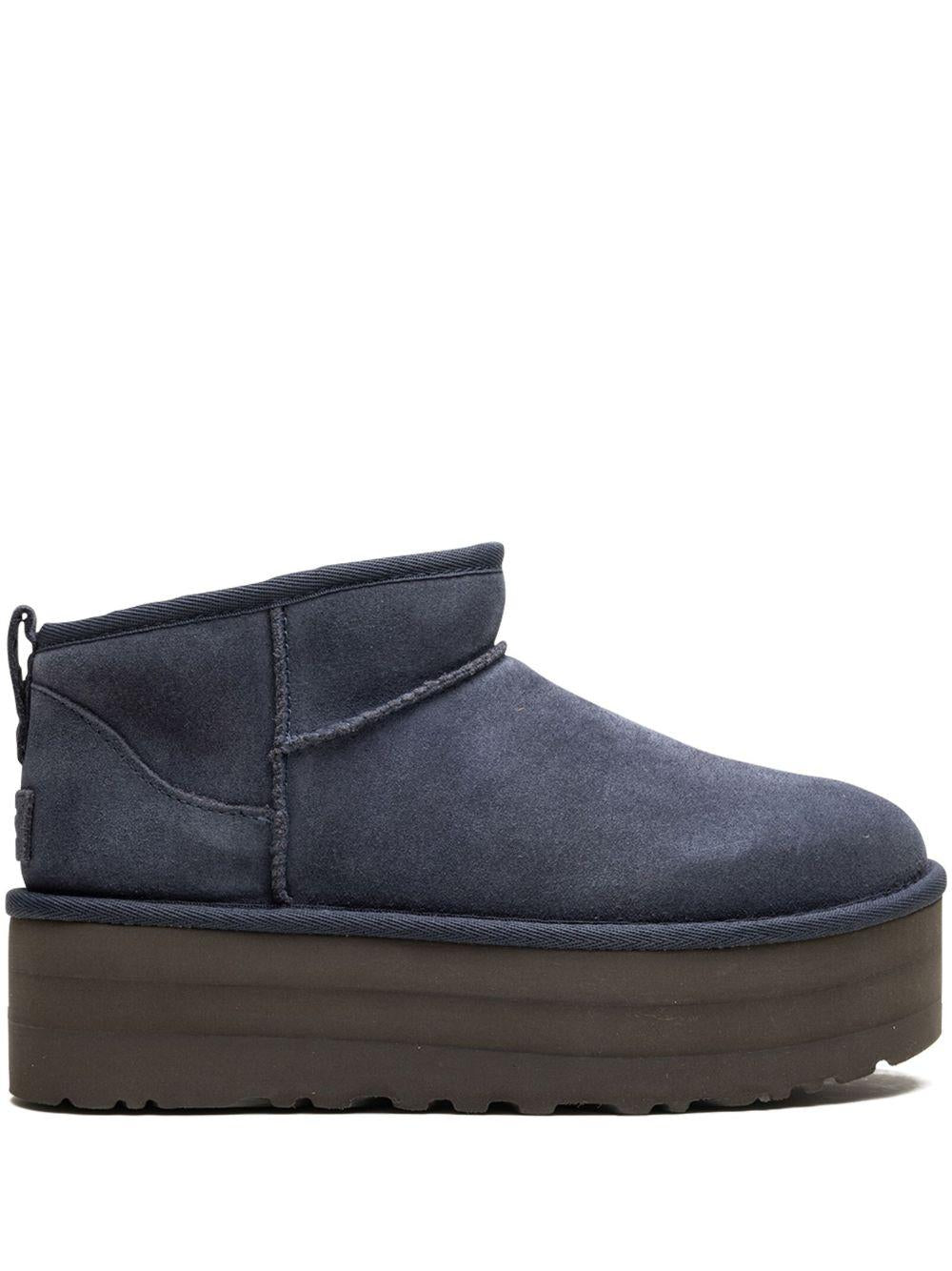 UGG Stivaletti 'Classic Ultra Mini' grigi con platform
