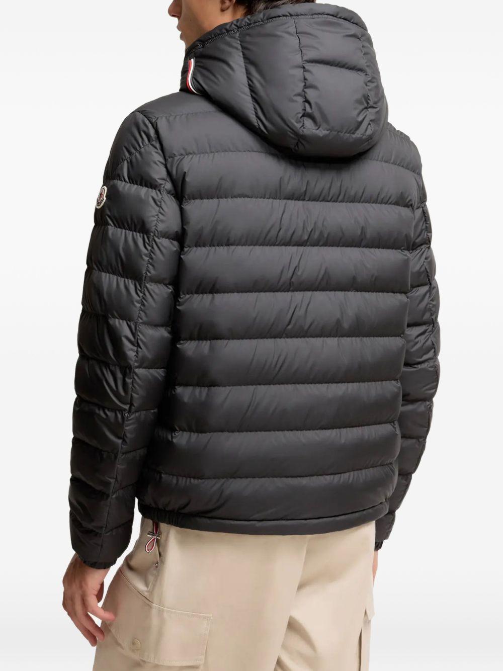 MONCLER Piumino corto con cappuccio