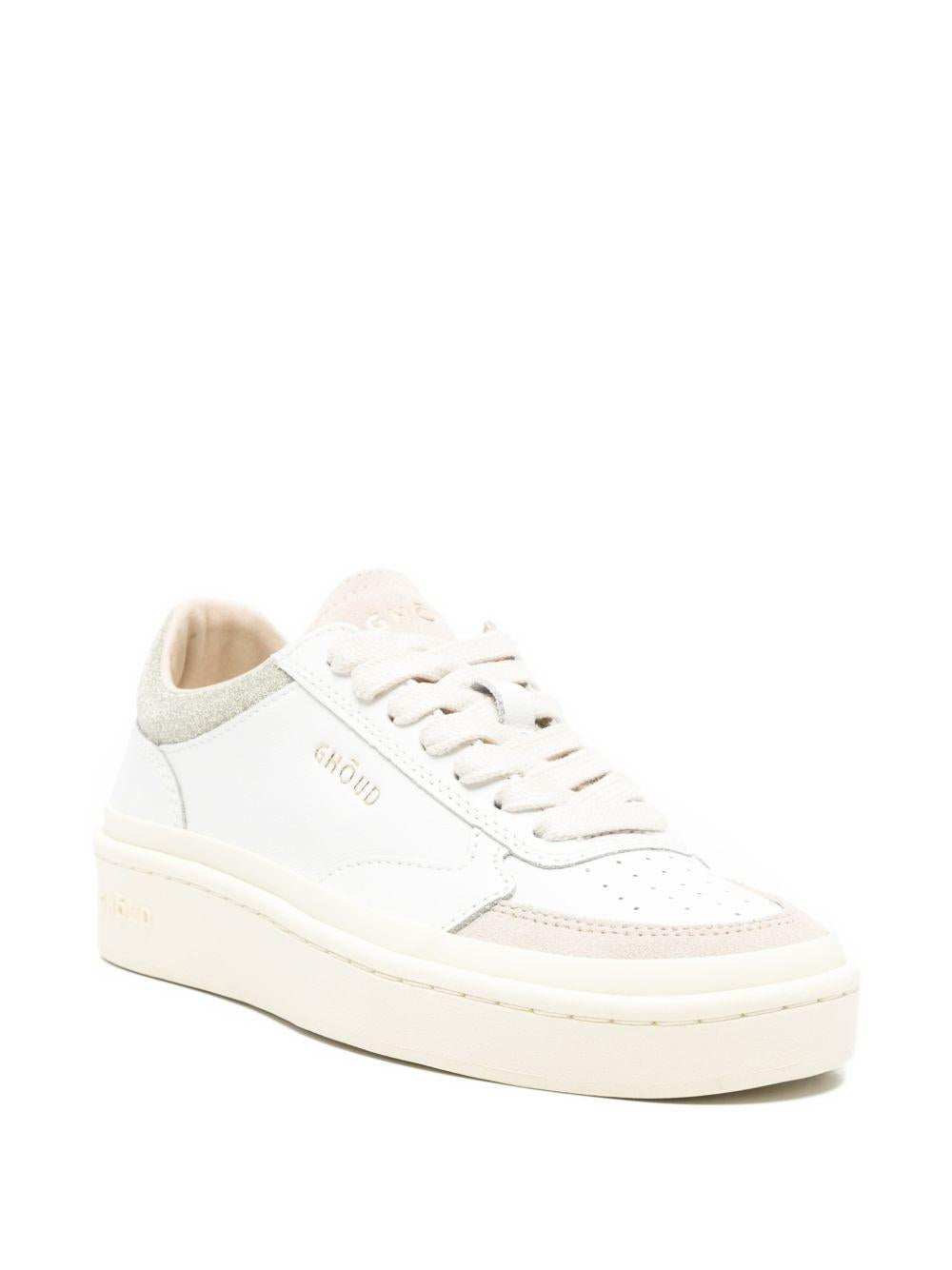 GHOUD Sneakers Pads in pelle bianca con strass