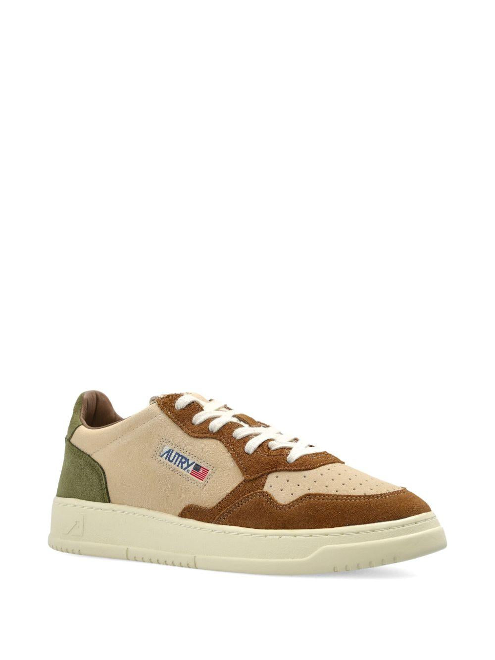 AUTRY Sneakers 'Medalist' in suede con pannelli