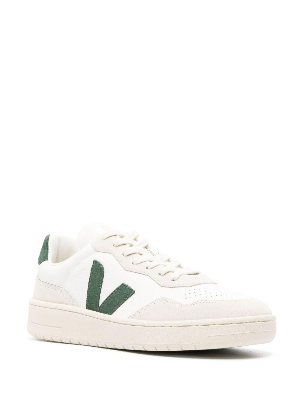 VEJA Sneakers bianche e verdi in pelle