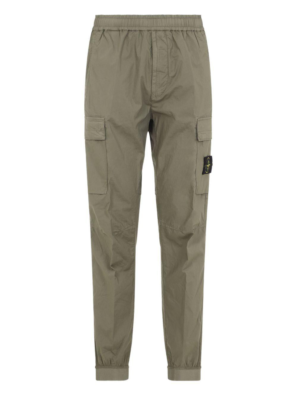 STONE ISLAND Pantaloni verdi con patch logo e tasche