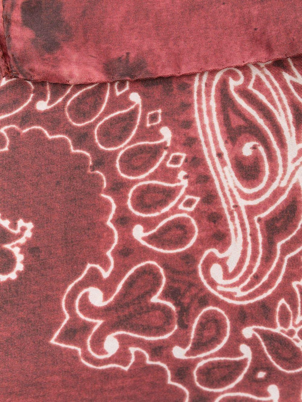 GOLDEN GOOSE Foulard in sera rossa con stampa paisley bianca