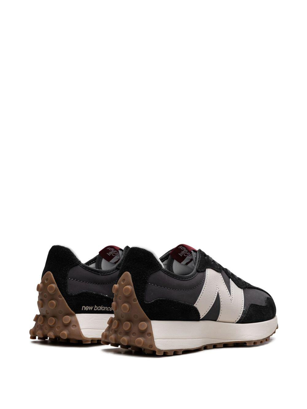 NEW BALANCE Sneakers '327'