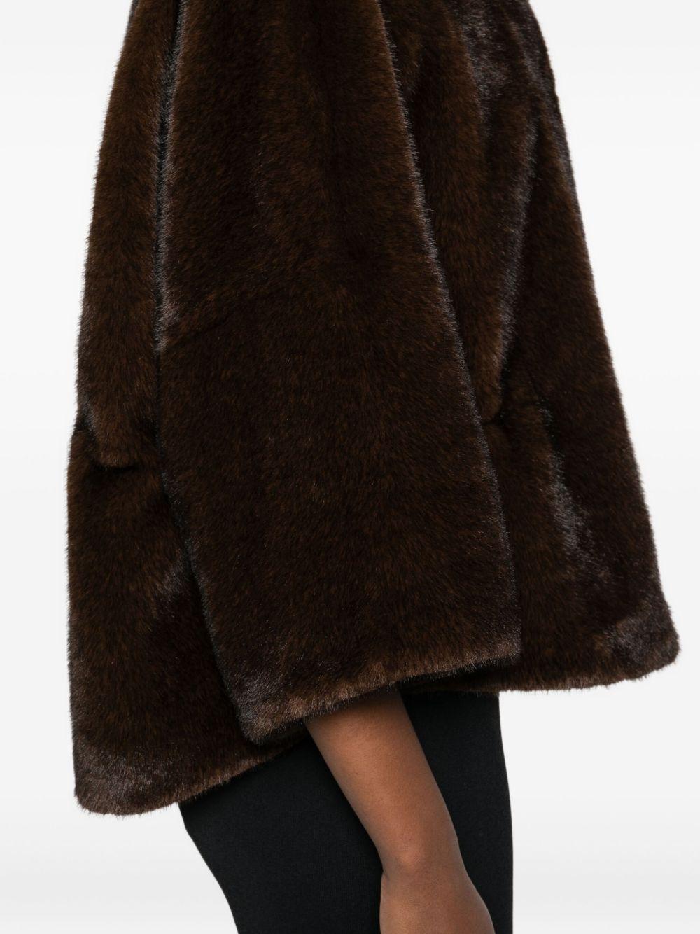 VALENTINI 1972 Giacca in ecopelliccia marrone con scollo a imbuto