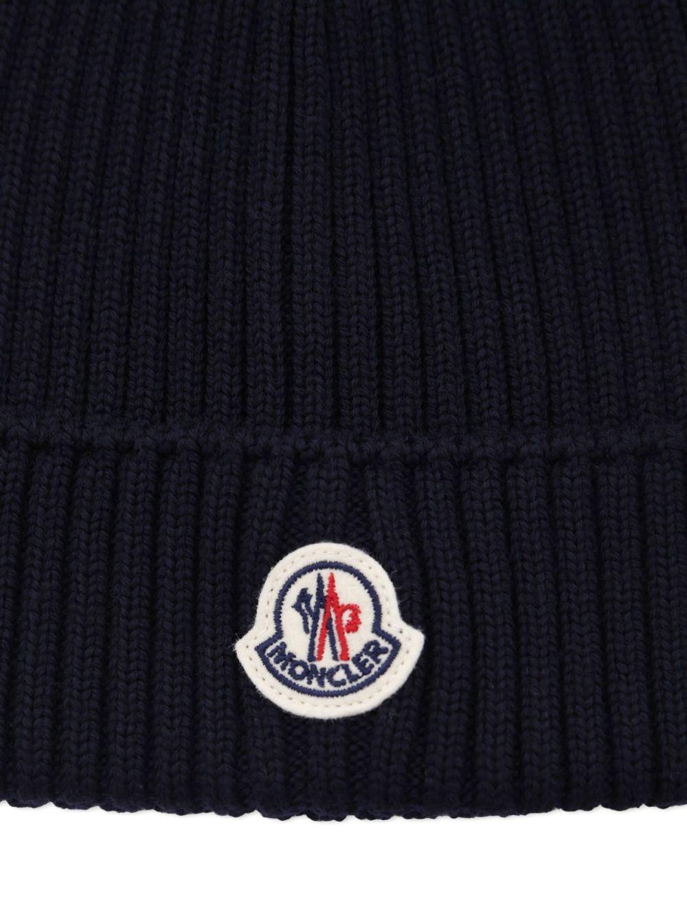 MONCLER Berretto in lana con logo