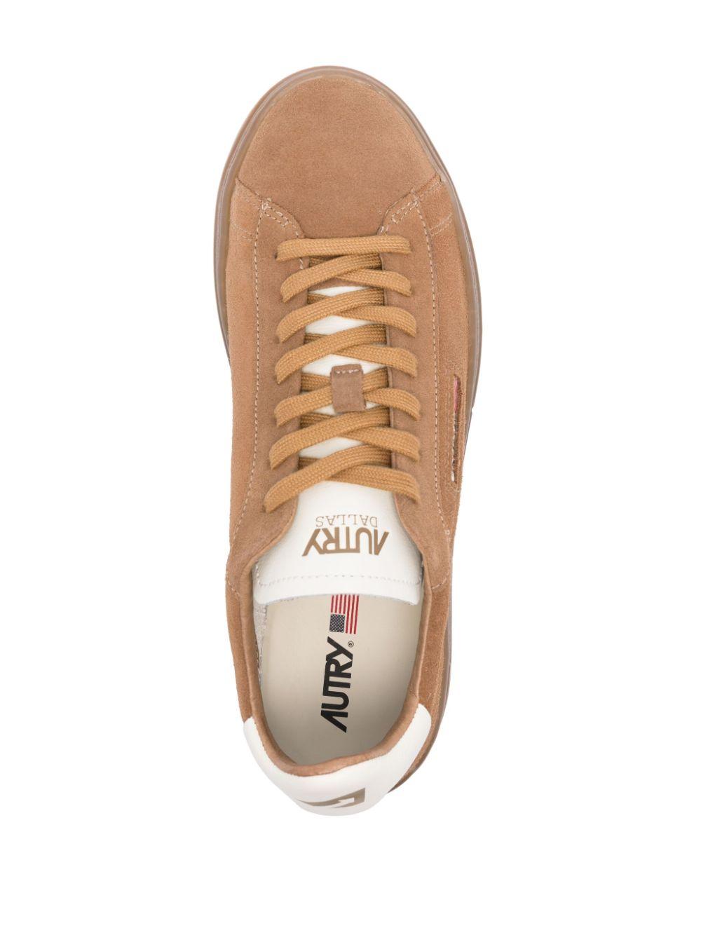 AUTRY Sneakers Dallas in camoscio marrone