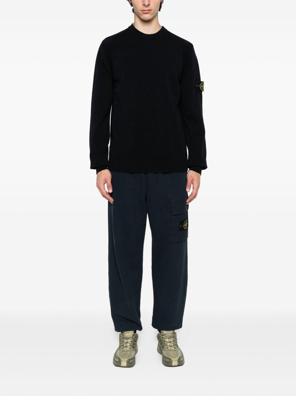 STONE ISLAND Pantaloni sportivi con patch logo e tasche