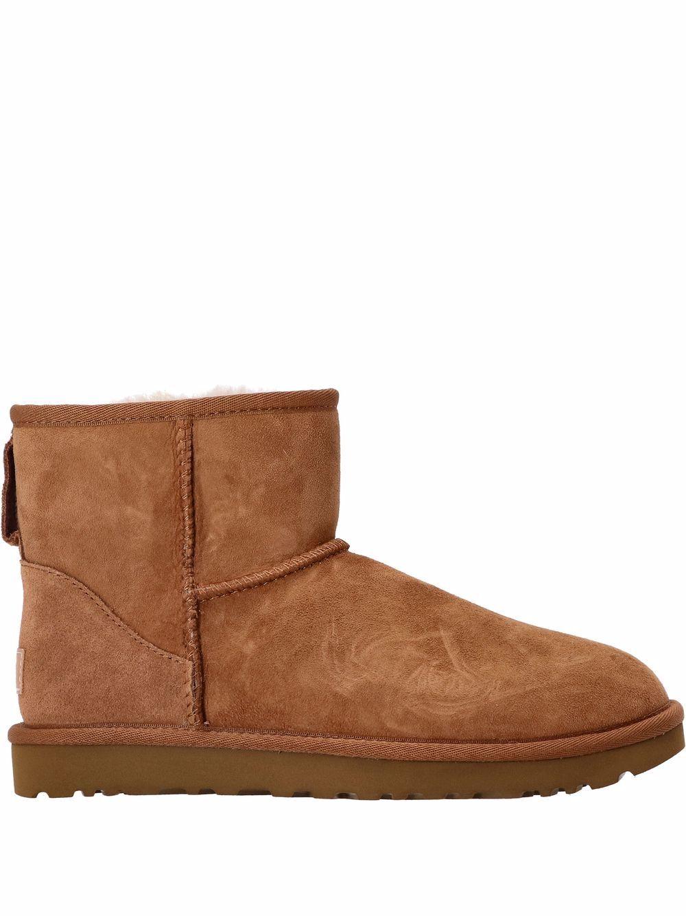UGG Stivaletti 'Classic Mini II' marrone castagna