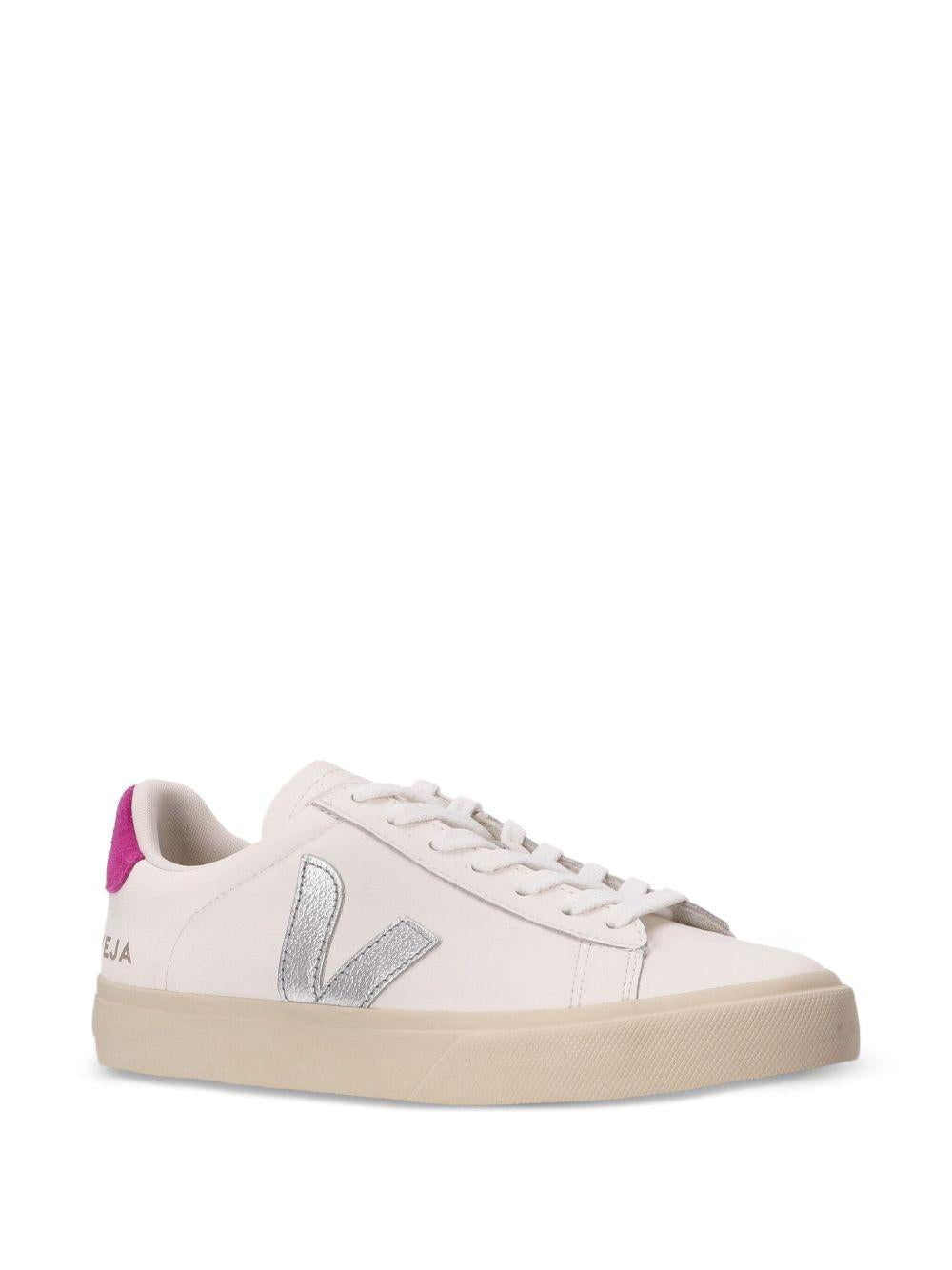 VEJA Sneakers con lacci bianche argento e fucsia