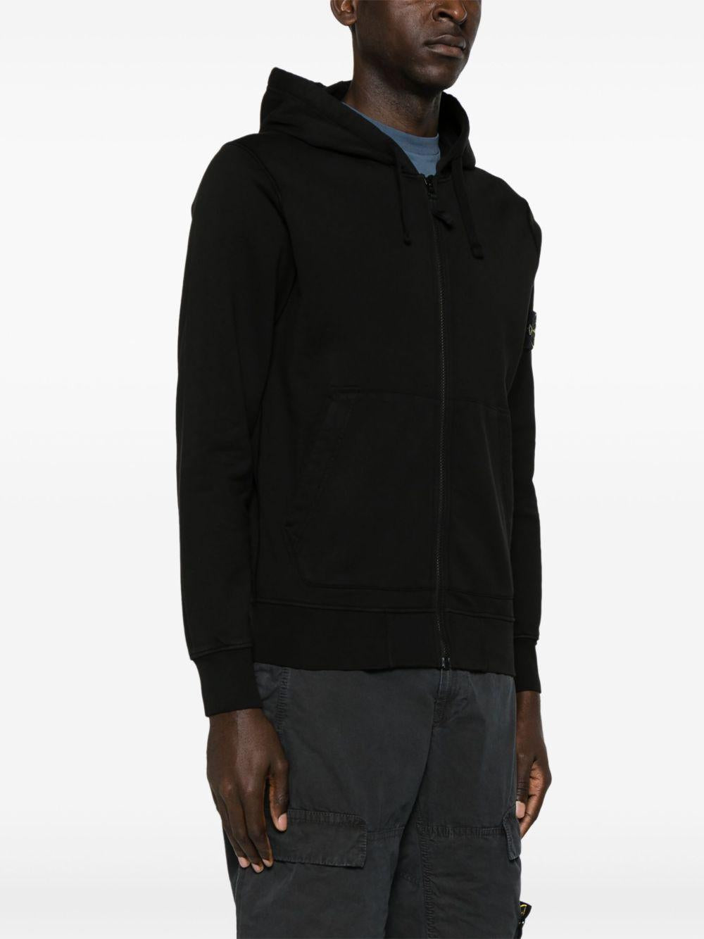 STONE ISLAND Felpa in cotone nero con cappuccio e zip
