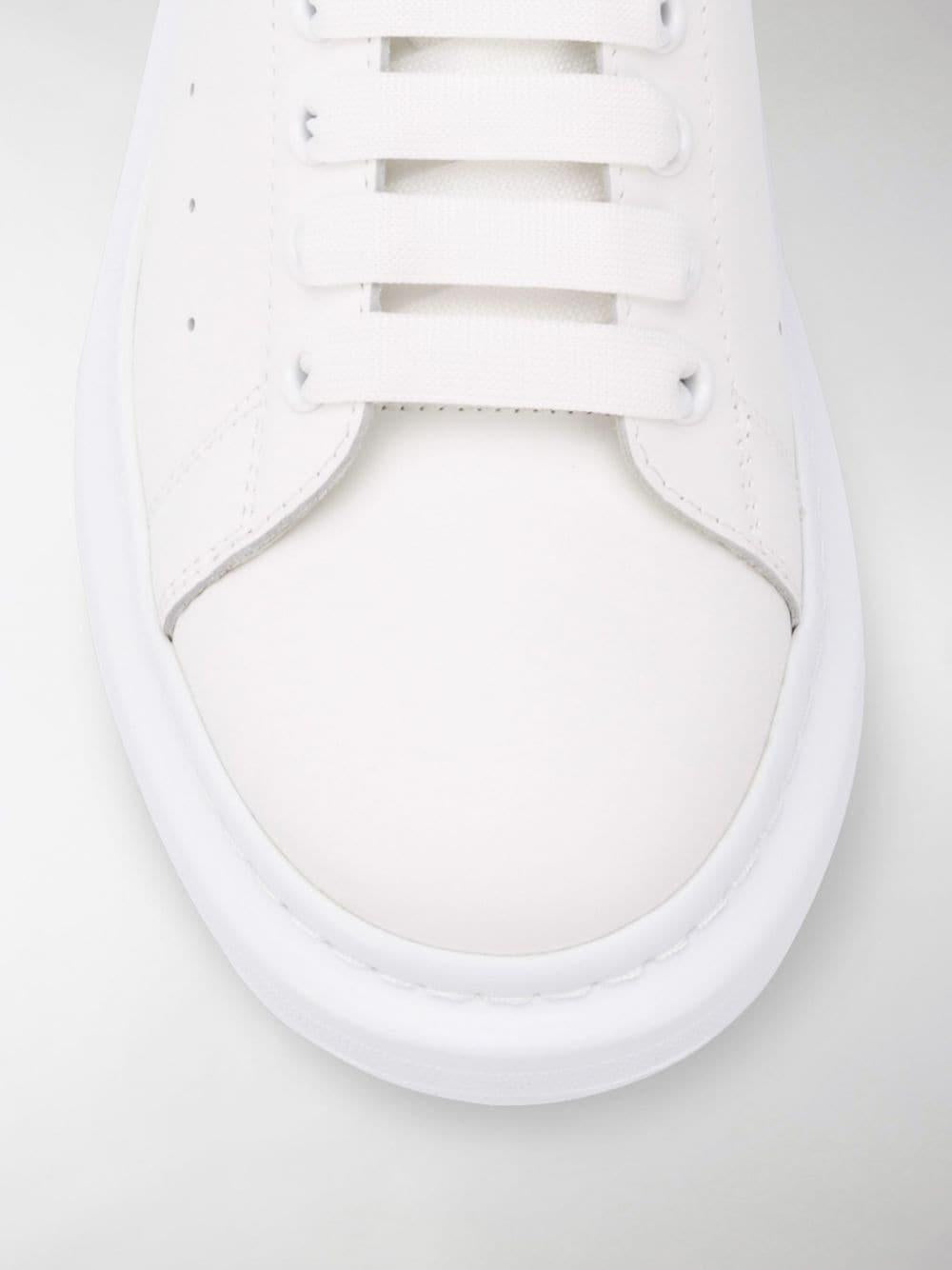 ALEXANDER McQUEEN Sneakers 'Oversize' in pelle bianca